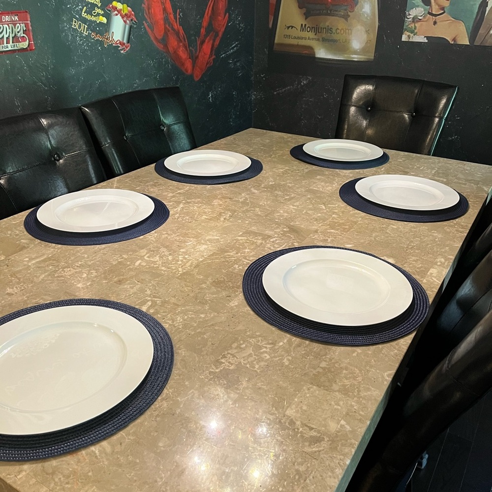 Set of 25 White Plates with Blue Woven Chargers